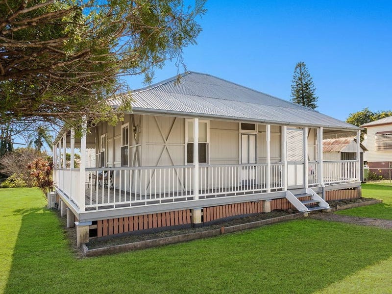 38 Blackstone Road, Newtown, QLD 4305