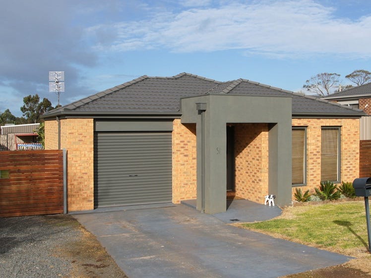 51 Mill Street, Mortlake, Vic 3272 Property Details