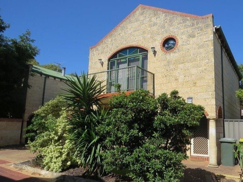 Real Estate & Property for Sale in South Fremantle, WA 6162 Pg. 2