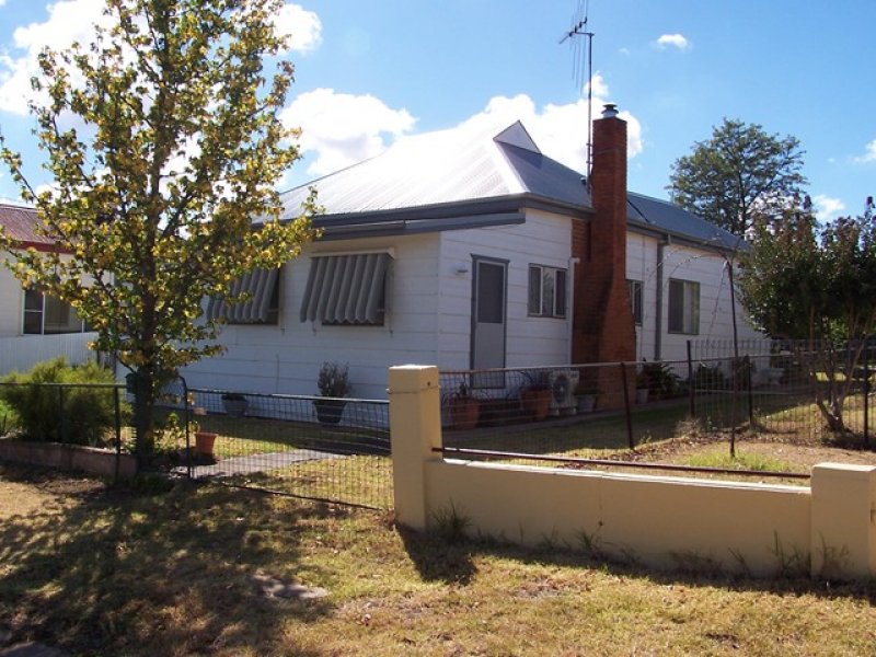 26 Belmore Street, Canowindra, NSW 2804