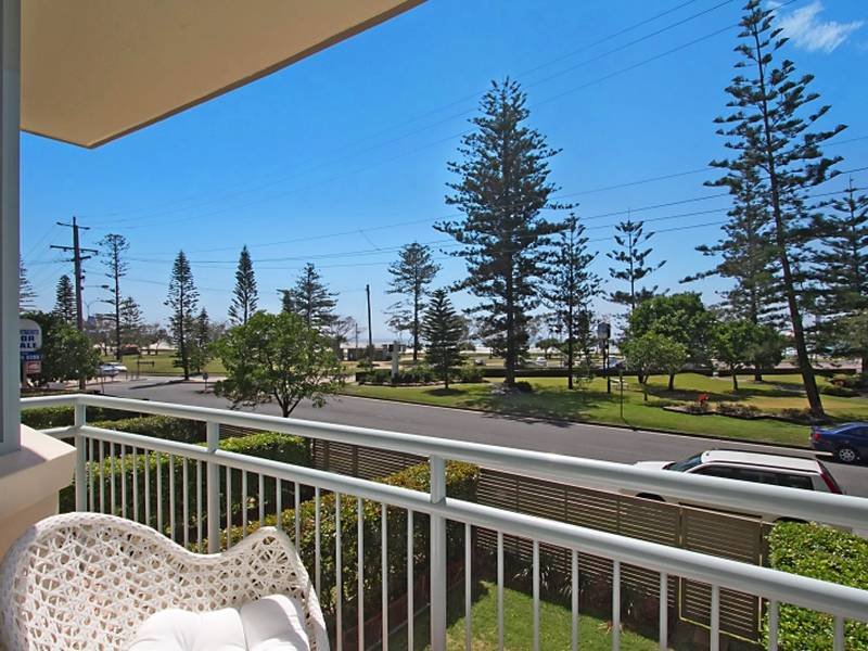 206/92 Musgrave Street, Kirra, Qld 4225 Property Details
