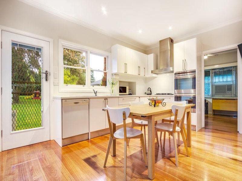 66 Mt Dandenong Road, Ringwood East, VIC 3135