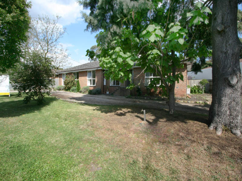 15 Chirnside Drive, Chirnside Park, VIC 3116