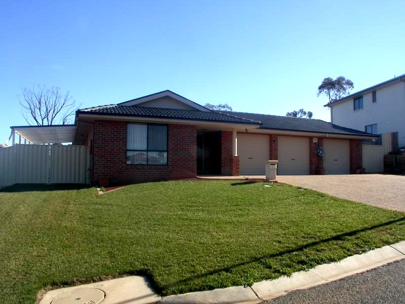 7 Euroka Place, Jerrabomberra, NSW 2619