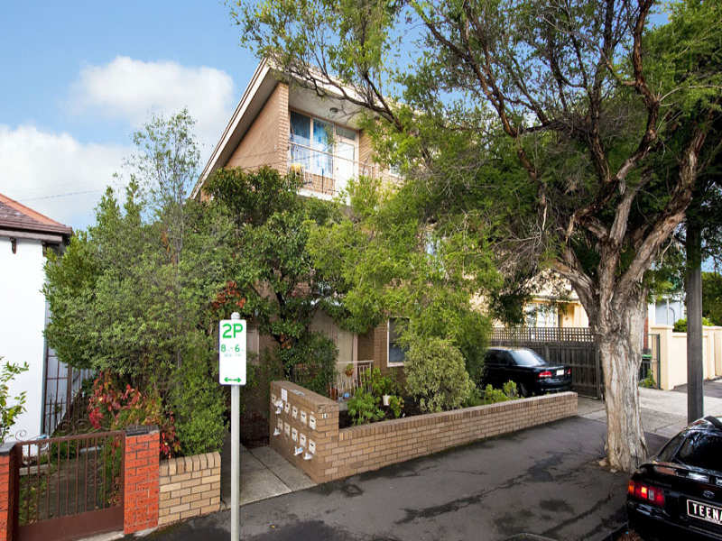 7/14 Blyth st, Brunswick, Vic 3056 Property Details