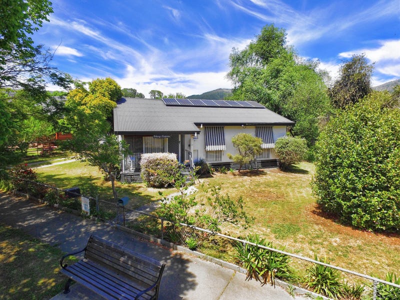 28 Delany Avenue, Bright, Vic 3741 Property Details