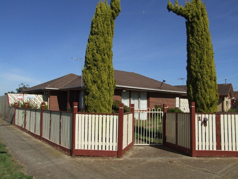 1 Plover Street, Melton, Vic 3337 Property Details