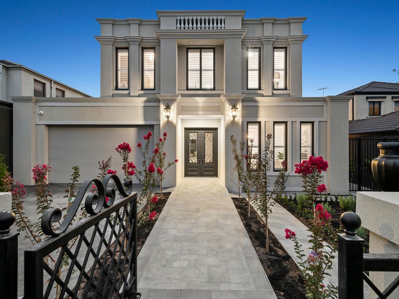 12 Welwyn Avenue, Brighton East, VIC 3187