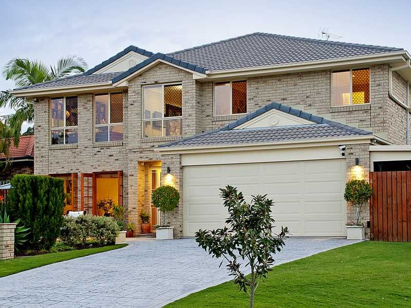 12 Brittany Drive, Oxenford, Qld 4210 Property Details