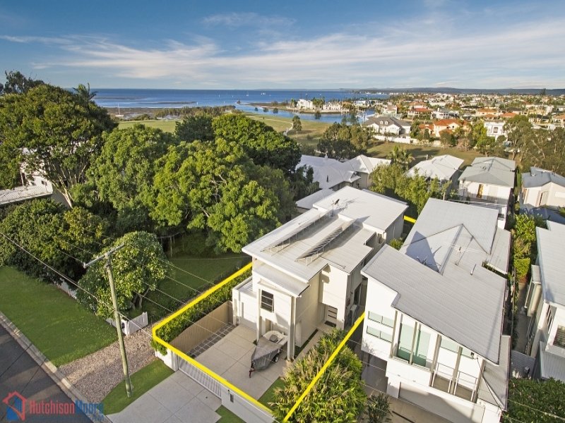 9 Cleveland Terrace, Ormiston, Qld 4160 Property Details