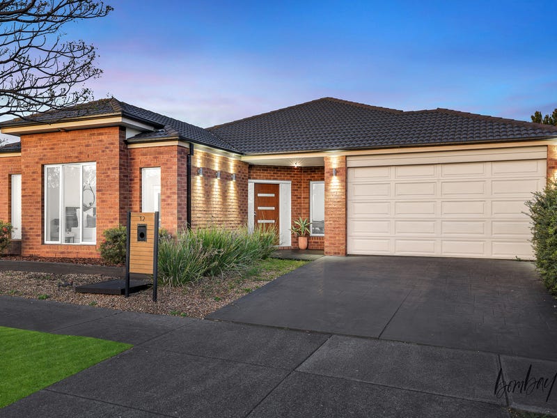 12 Brighton Place, Craigieburn, Vic 3064 - Property Details