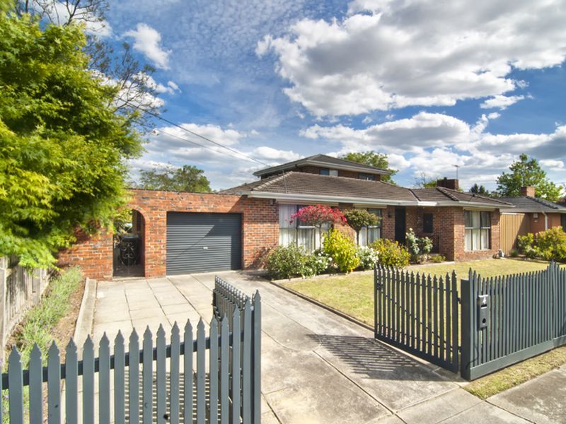 4 Tamala Avenue, Notting Hill, VIC 3168