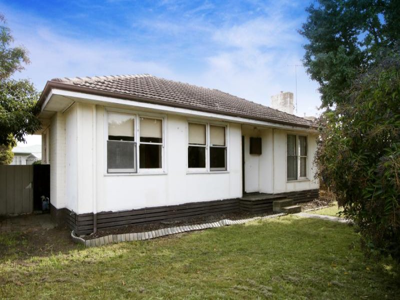 13 Cherry Place, Sale, Vic 3850 Property Details