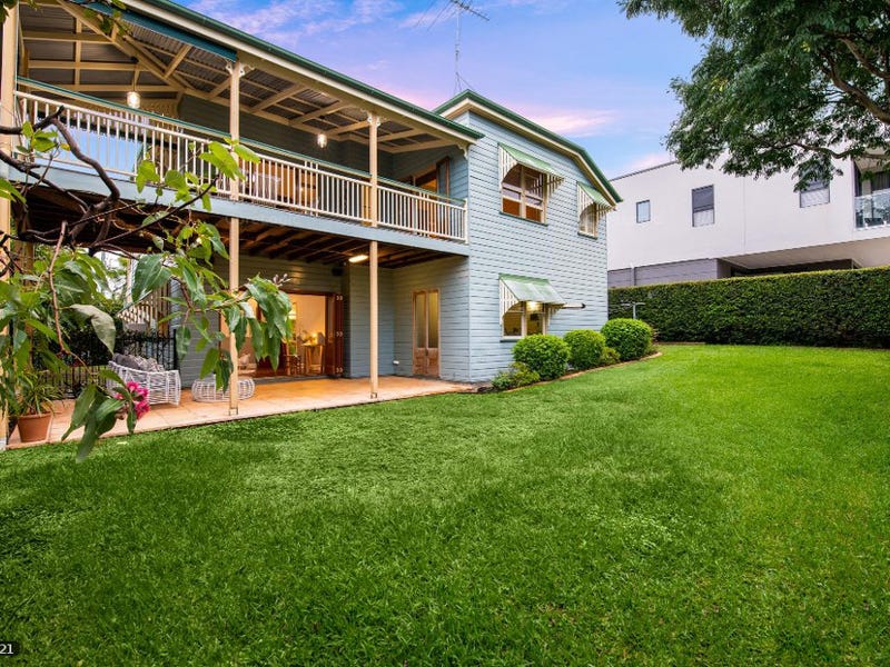 44 Brisbane Avenue, Camp Hill, QLD 4152