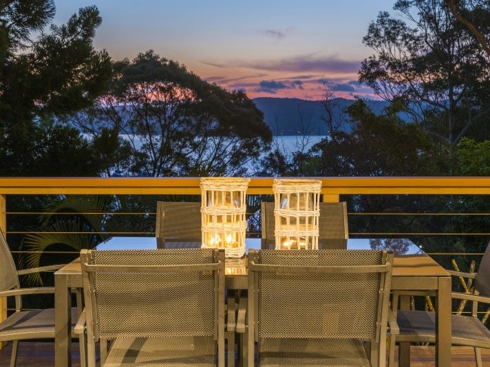 16 Hilltop Road, Avalon Beach, NSW 2107