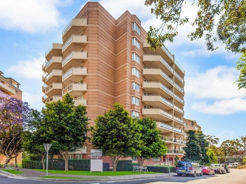 27-2-pound-road-hornsby-nsw-2077-realestate-au