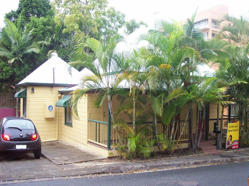 50 Birley Street, Spring Hill, QLD 4000