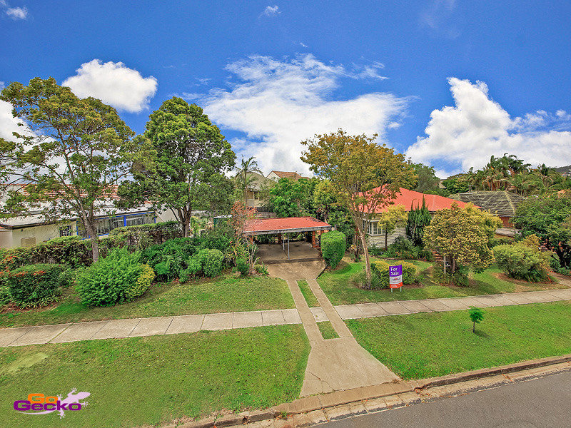 10 Long Street, Camp Hill, QLD