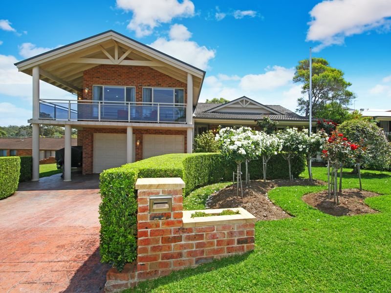 77 Carroll Avenue, Mollymook, NSW 2539 Property Details