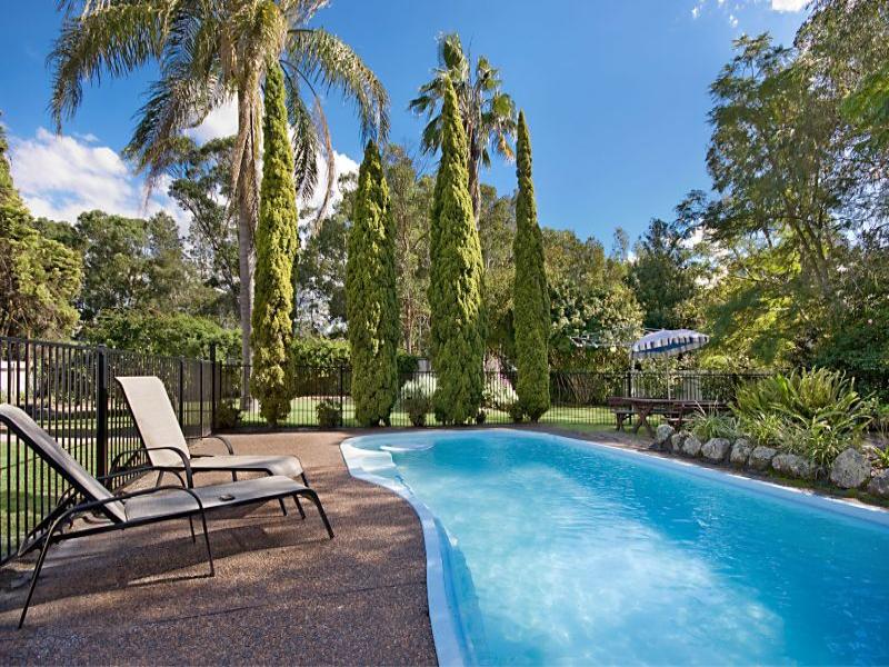 11 Brownes Road, Salt Ash, NSW 2318