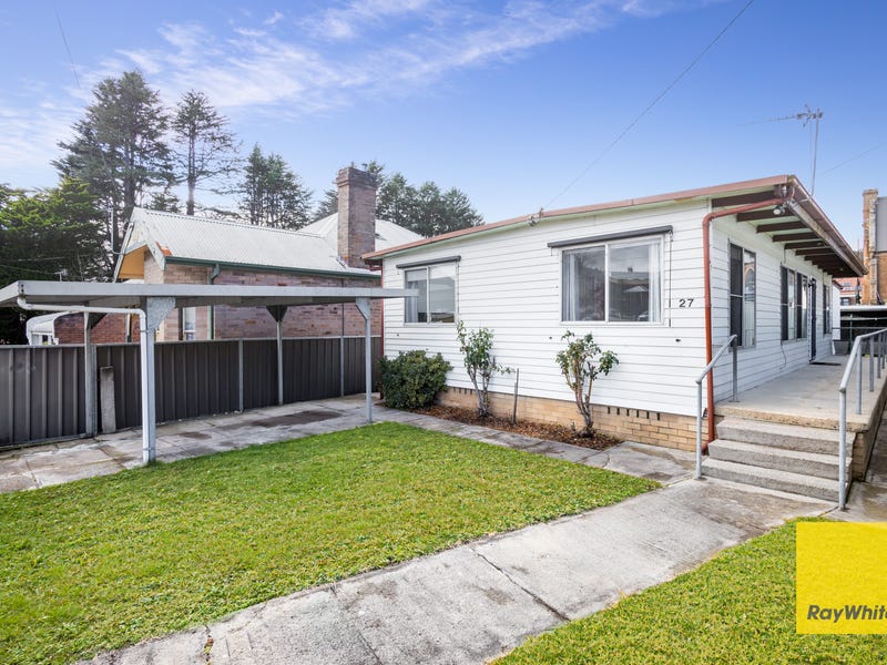 27 Bridge Street, Lithgow, NSW 2790 House for Sale