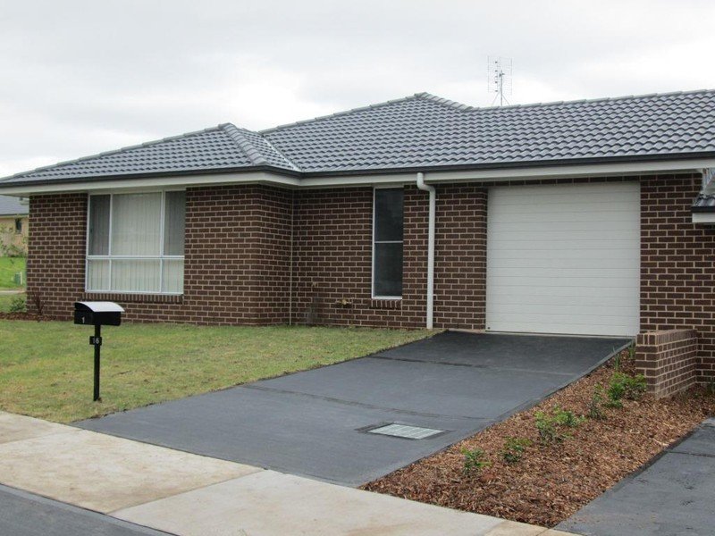 1/16 Sapphire Drive, Rutherford, NSW 2320