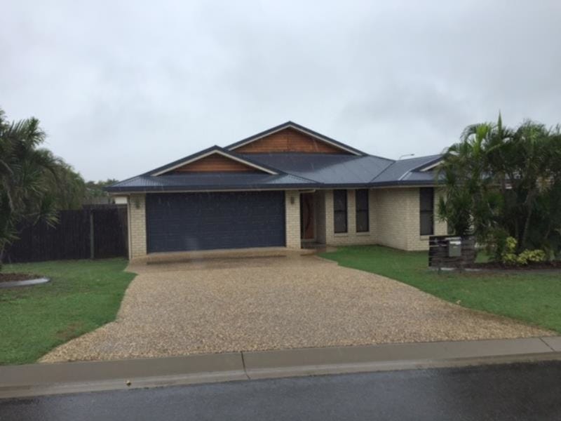 4 Laird Avenue, Norman Gardens, QLD 4701