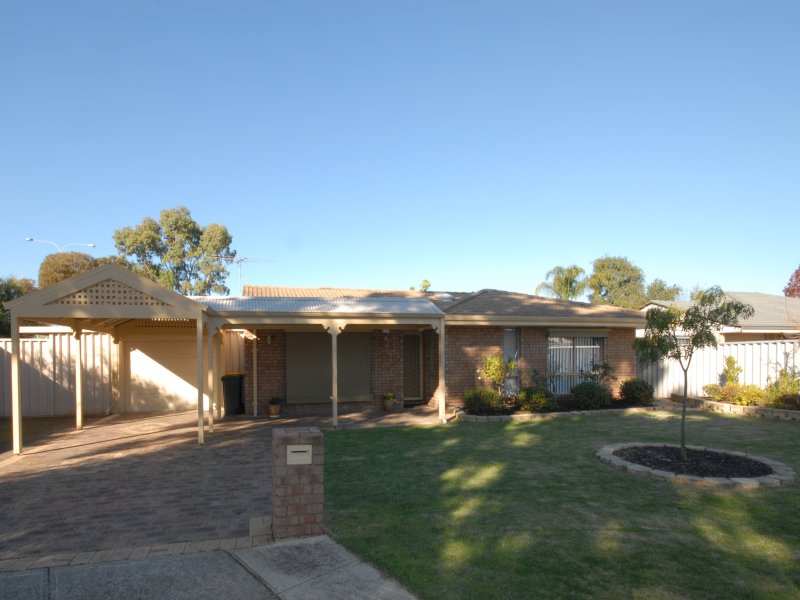 7 Andrene Court, Leeming, WA 6149