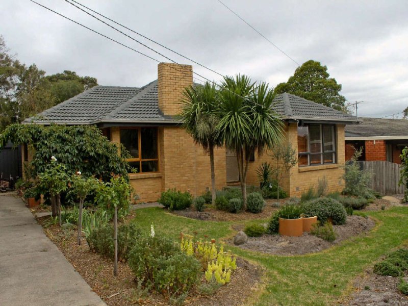 49 Mccomb Boulevard, Frankston South, VIC 3199 - realestate.com.au