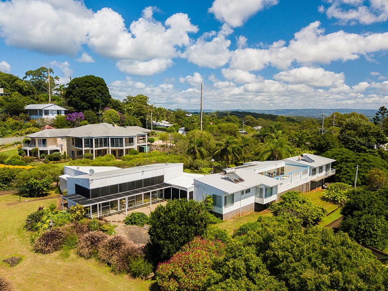 4 Somerset Drive, Buderim, Qld 4556 Property Details