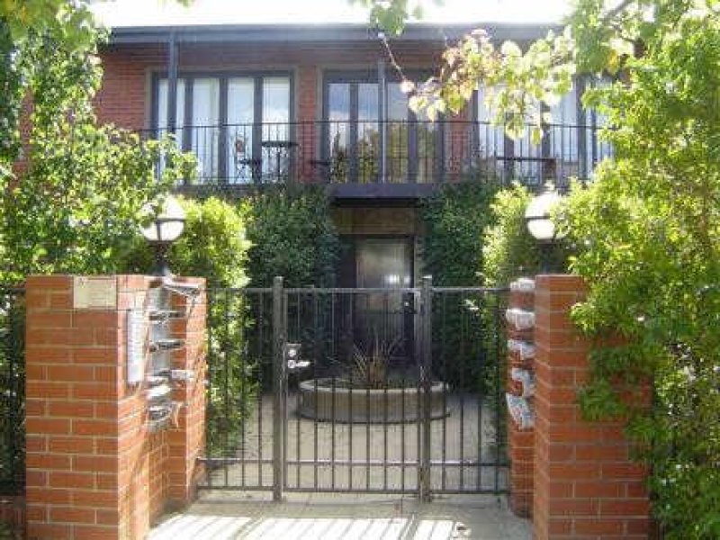 7/27 The Grove, Coburg, Vic 3058