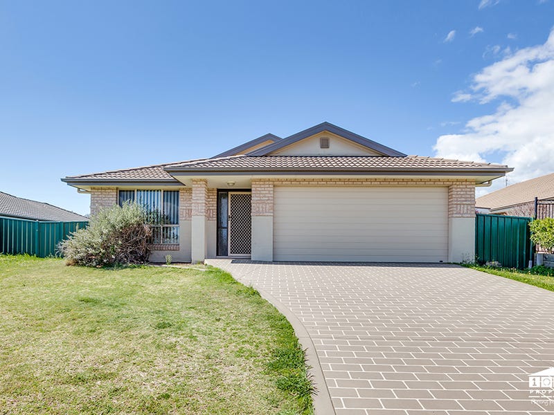 113 Aberglasslyn Road, Rutherford, NSW 2320 Property Details