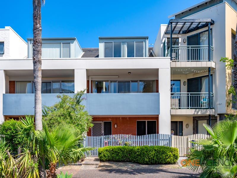 3/2 Linwood Street, Maryville, NSW 2293 Property Details