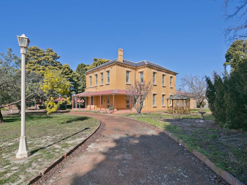 104 Bradley Street, Goulburn, NSW 2580 Property Details
