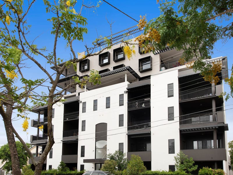 131 Clarence Road, Indooroopilly, Qld 4068