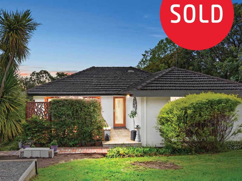 51 Pine Road, Mooroolbark, Vic 3138