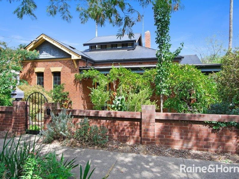 111 Carthage Street, East Tamworth, NSW 2340