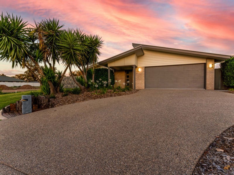 174 Opal Street, Emerald, Qld 4720 Property Details