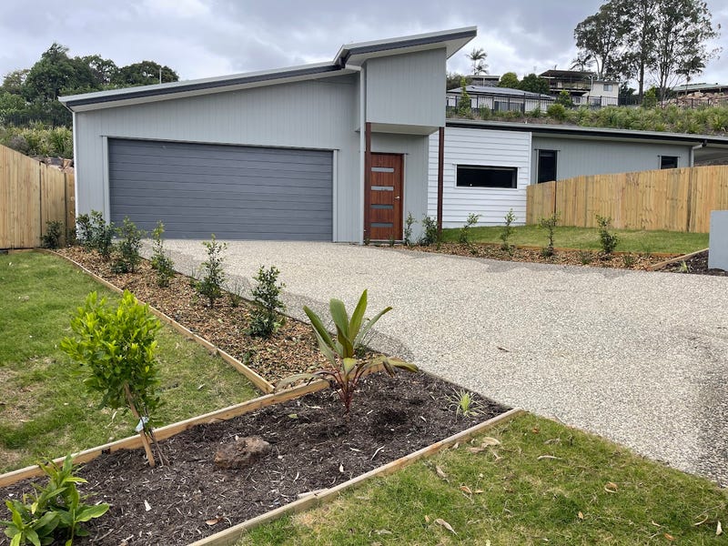 2/23 Avenue, Nambour, Qld 4560 Property Details