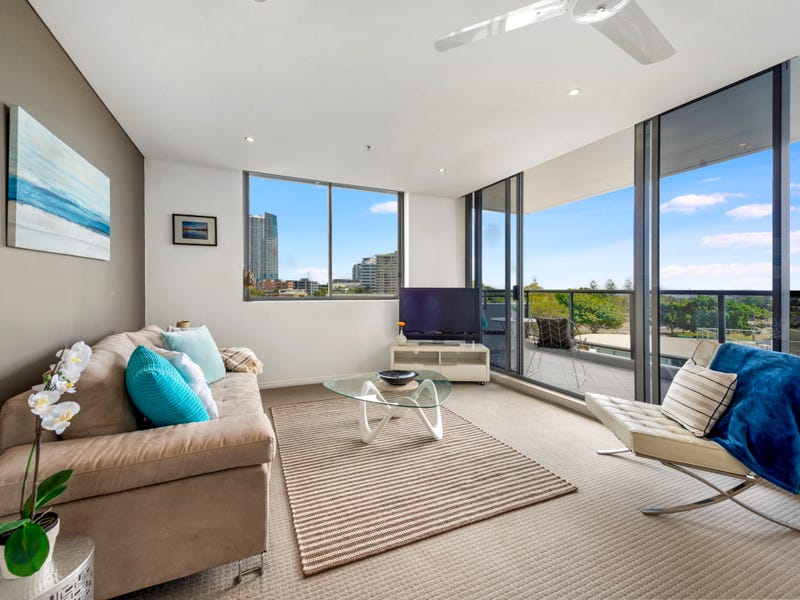 616/3 Como Crescent, Southport, Qld 4215 - Property Details