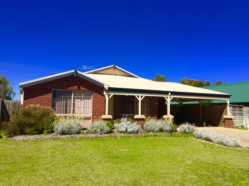 32 Seattle Court, Quindalup, WA 6281 Property Details