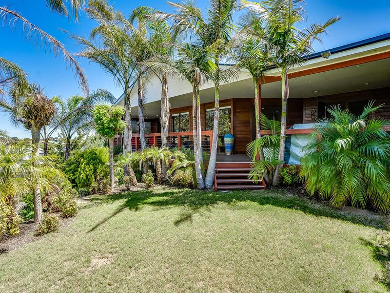 10 Gilbert Street, Clayton Bay, SA 5256