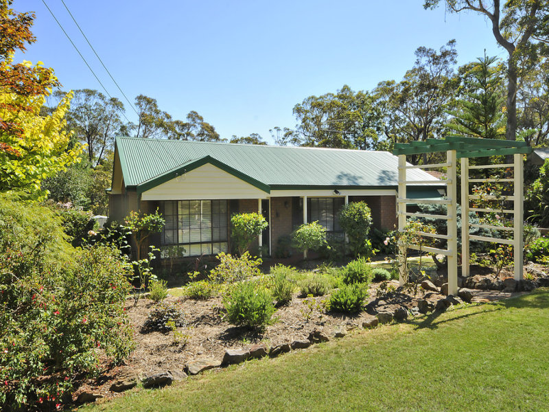 8 Essendene Road, Katoomba, NSW 2780 Property Details