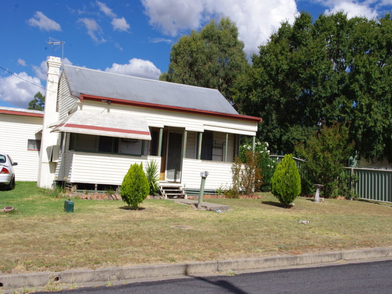 37 Mulligan Street, Inverell, NSW 2360 Property Details