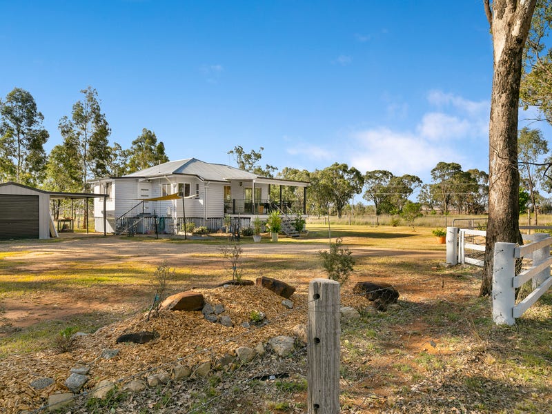 10 Allora Street, Hendon, Qld 4362 Property Details