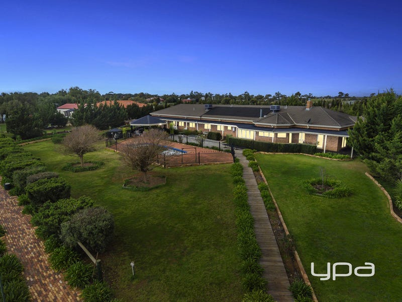 3 Fuller Court, Hopetoun Park, VIC 3340