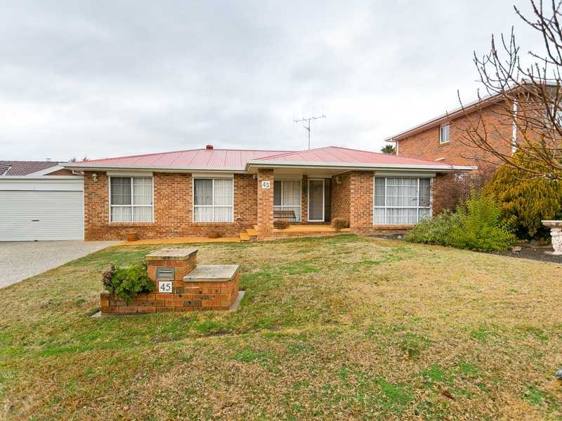45 Rusten Street, Queanbeyan, NSW 2620 Property Details