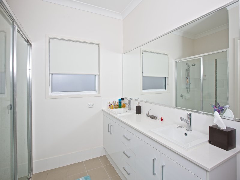 6 Cleveland Terrace, Ormiston, Qld 4160 Property Details