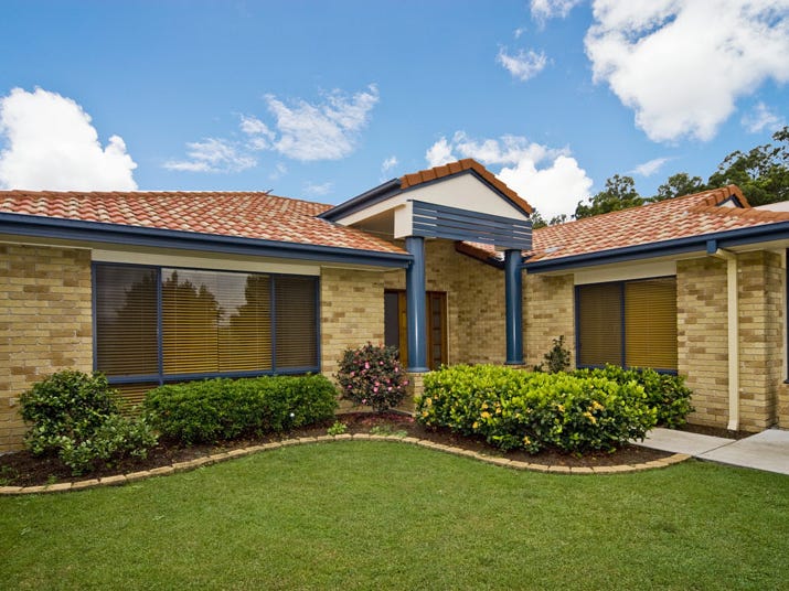 5 Brittany Drive, Oxenford, Qld 4210 Property Details