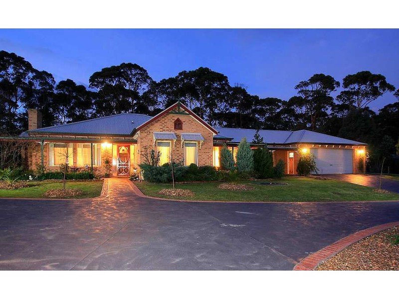 4 Bellbird Place, Lysterfield South, VIC 3156